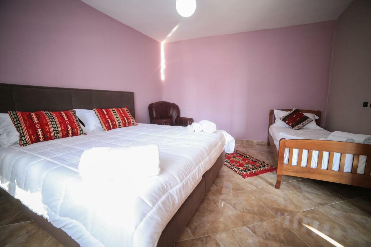 KALOSHI Villa Krujë Esterno foto