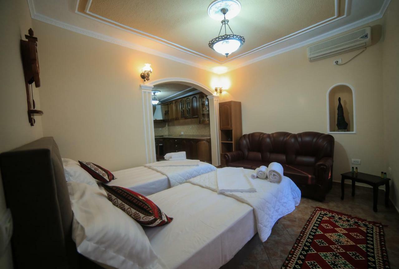 KALOSHI Villa Krujë Esterno foto