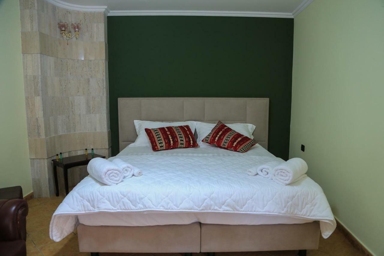 KALOSHI Villa Krujë Esterno foto